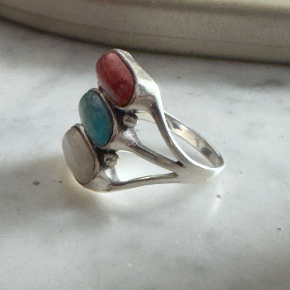 Sterling Navajo gemstone ring - Picture 8 of 9